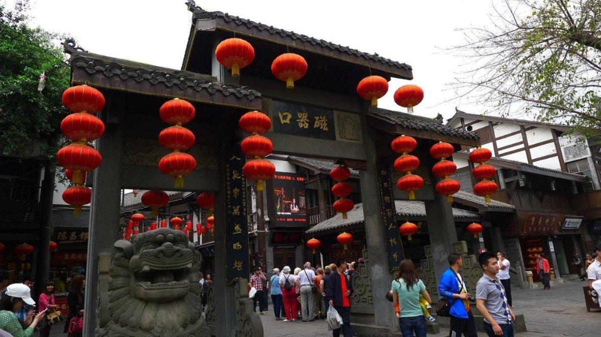 他提拔为副总长，因资历浅，总是被动应付？担任2年遭审查被撤？