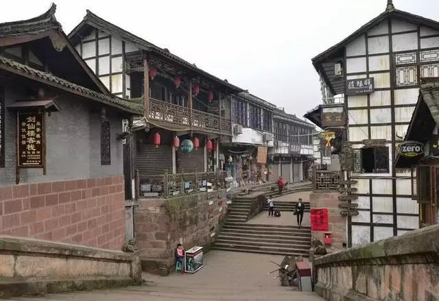 产教融合 推进我省生物医药产业高质量发展